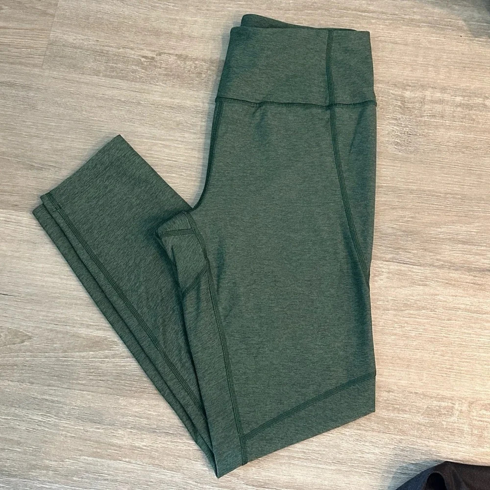 Outdoor voices leggings, green, size medium